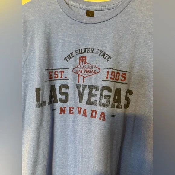 Gildan Softstyle T-shirt, Men’s 2XL Blue, Las Vegas NV Souvenir Graphic T-shirt - Picture 4 of 7